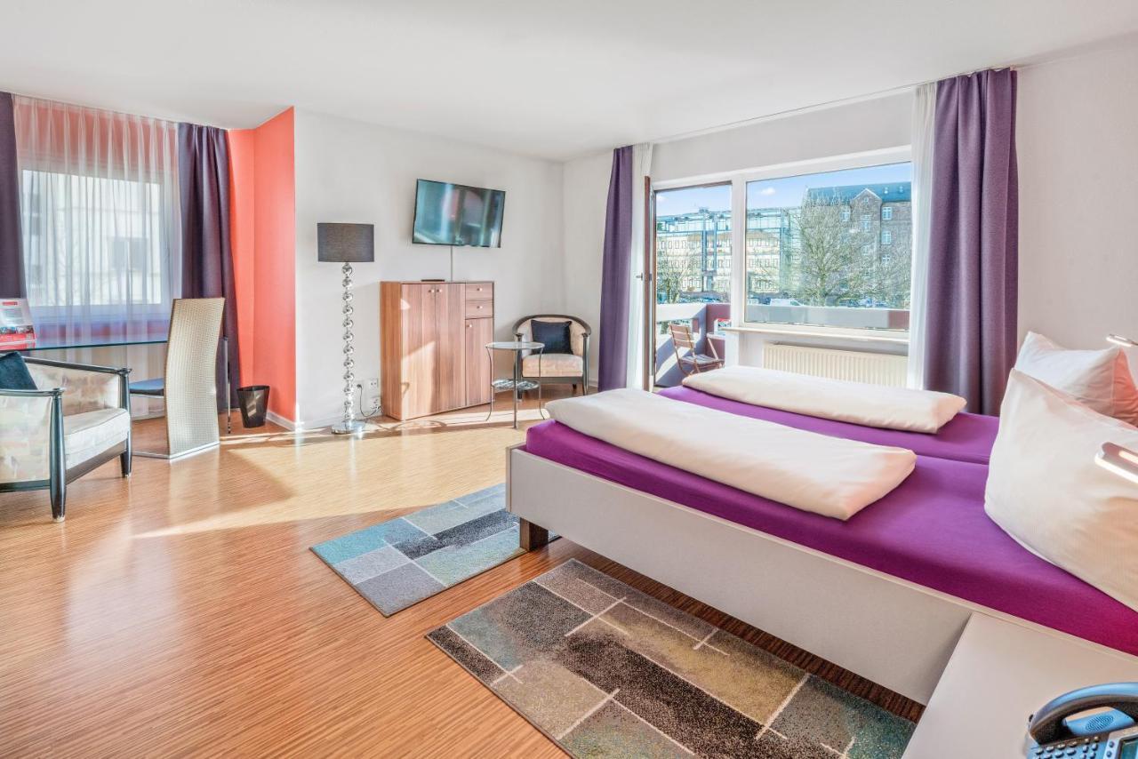 Hotel Am Gottesauer Schloss Καρλσρούη Εξωτερικό φωτογραφία